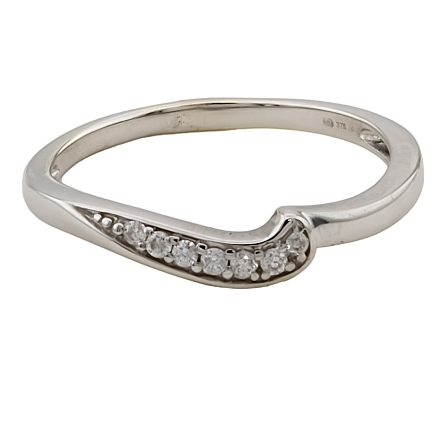 9ct white gold Diamond half eternity Ring size O